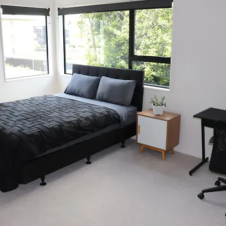 Large Bedroom With Private Bathroom Plus Shared Kitchen And Amenities